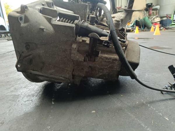 BOITE A VITESSE CITROEN C8 / PEUGEOT 807 / FIAT ULYSSE 2 2.0HDI 5-VITESSE 20LM06 - Vue 5